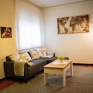  Appartement Entero, A 15 Minutos De Zona Centro Con Plaza De Aparcamiento Opcional