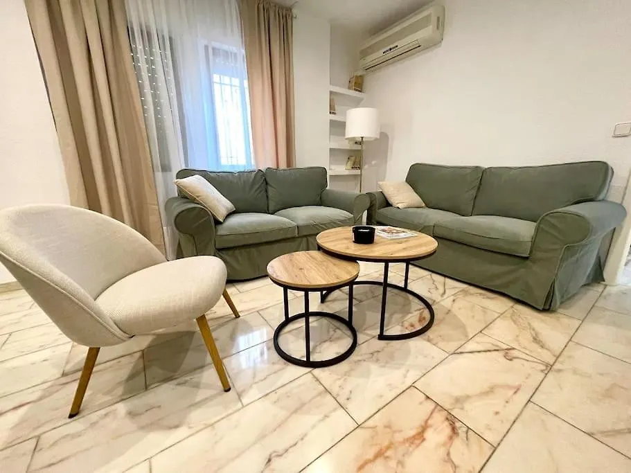 Las Capuchinas Parking Gratis Cordoba İspanya